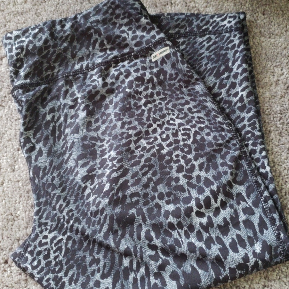 Leopard exercise leggings